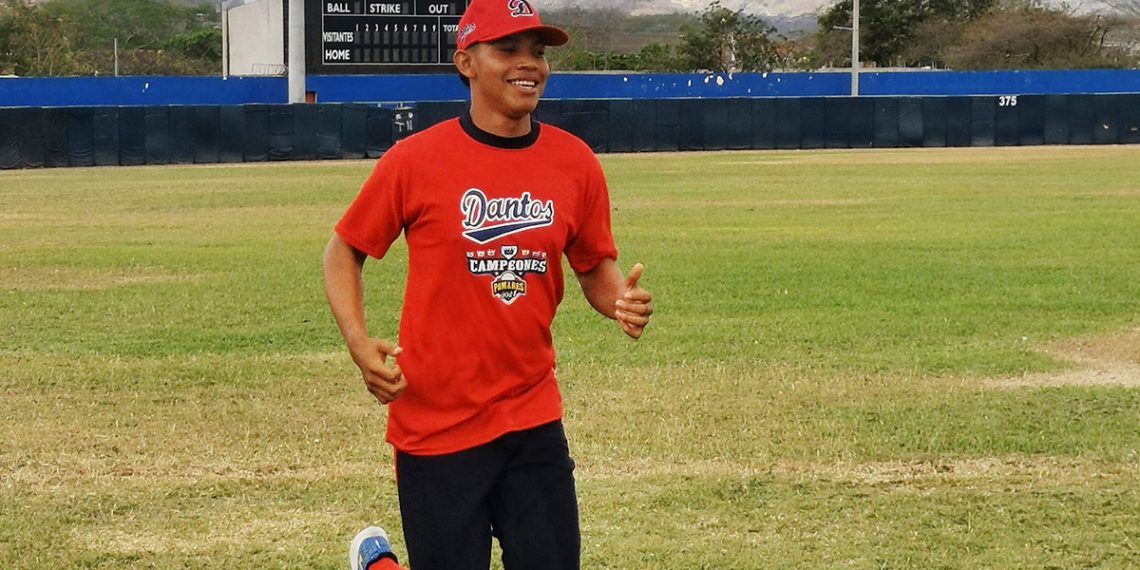 Joshua, el jugador 328 en historia de los Dantos