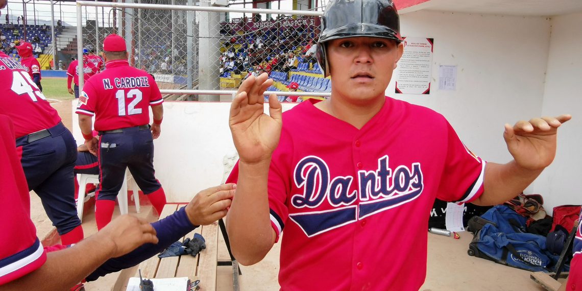 William Rayo el Bateador de la Semana