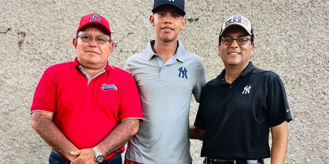 Joshua, primer fruto de la Academia de Prospectos MLB de los Dantos